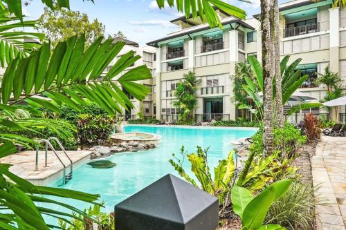Temple Tranquility Serene Sanctuary on Triton — 4-Star Luxury Hotel in Palm Cove, Australia