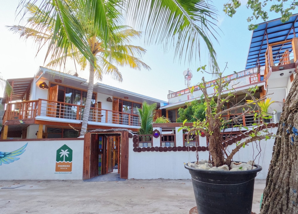 Dhamana Beach — Mahibadhoo — photo 2