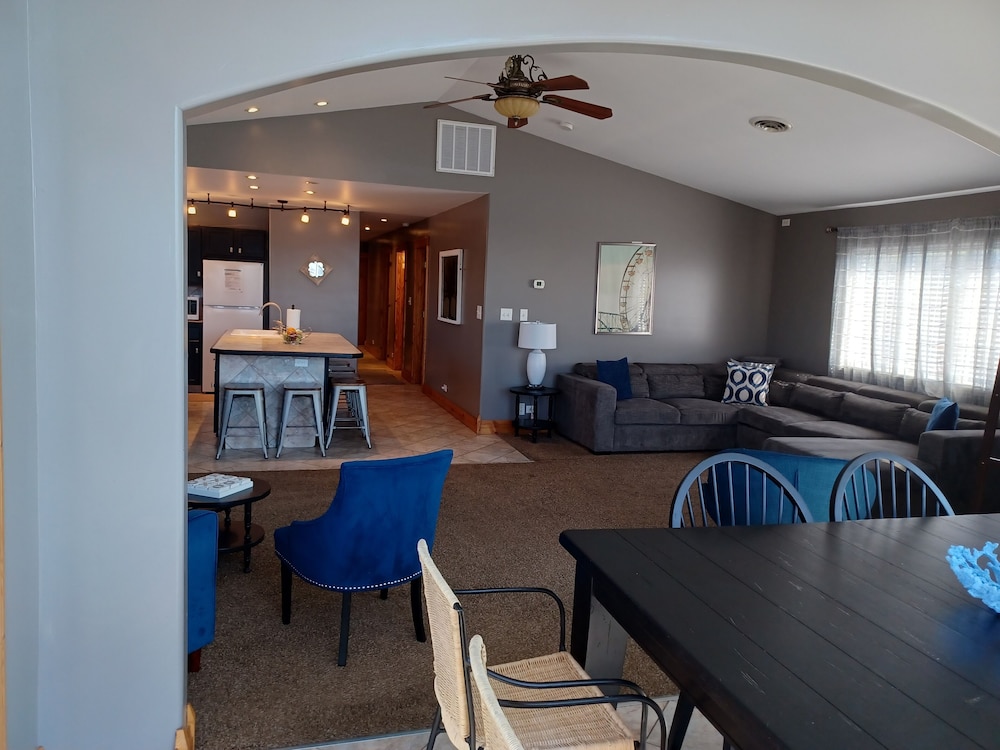 Alexanders Landing - photo 40