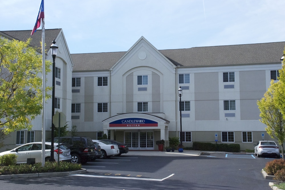 Candlewood Suites Bordentown Trenton by IHG - photo 52