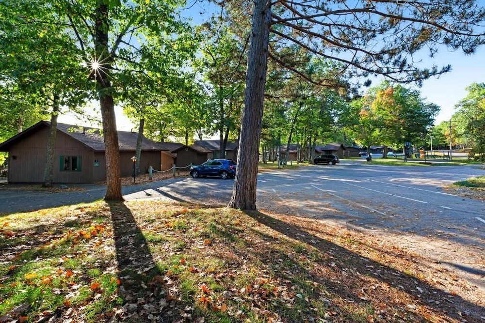 Chanticleer Inn - photo 36