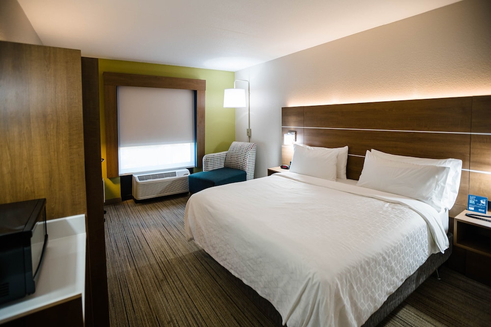 Holiday Inn Express & Suites Knoxville Farragut by IHG - photo 32
