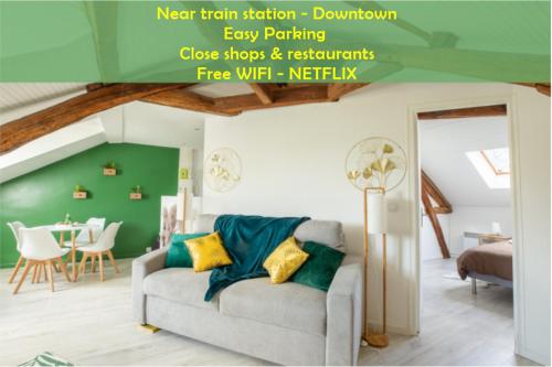 Le Marche Cosy a Vernon Giverny Claude Monet Downtown in Vernon, France