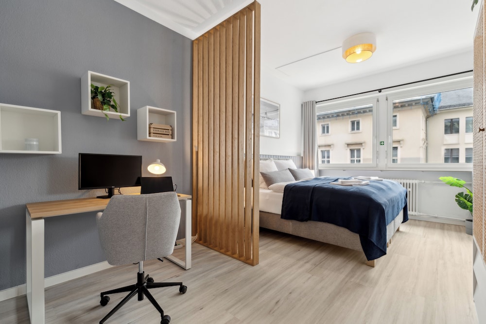 Apartment Pyramidenblick — 4-Star Luxury Hotel in Karlsruhe, Germany