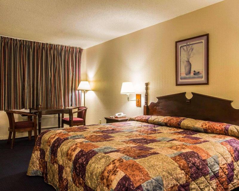 Rodeway Inn Phenix City Columbus - photo 37