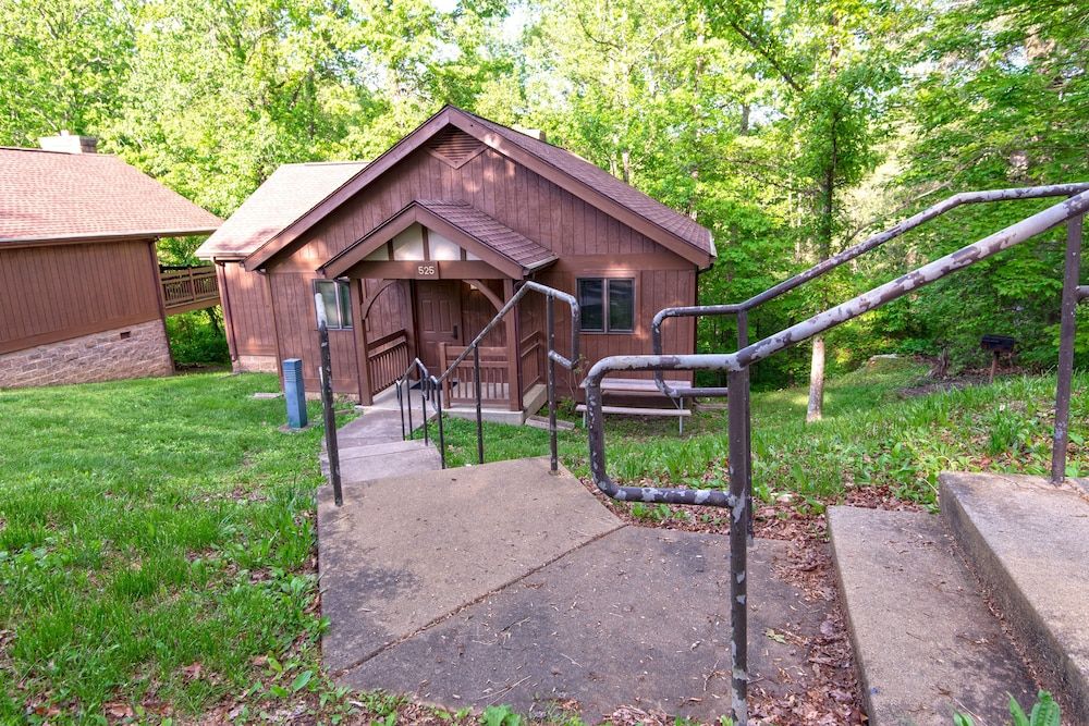 Cumberland Falls State Resort Park in Williamsburg, United States