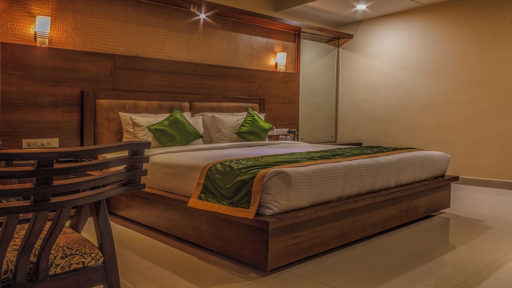 Hotel Heavens Park in Bilaspur, India