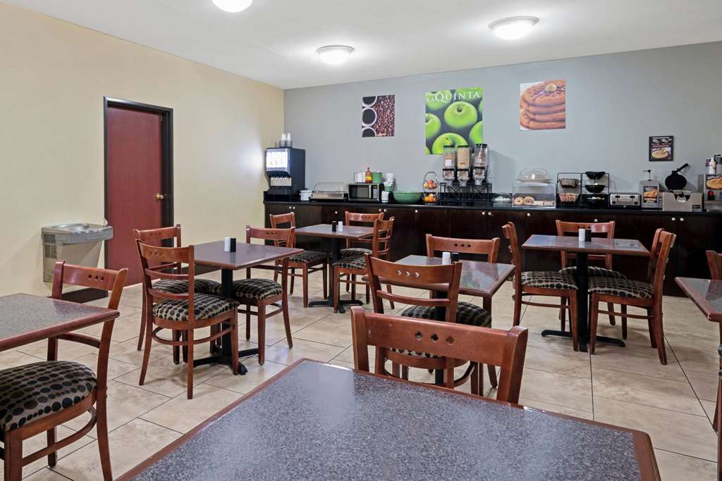 La Quinta Inn & Suites by Wyndham Morgan City - photo 28
