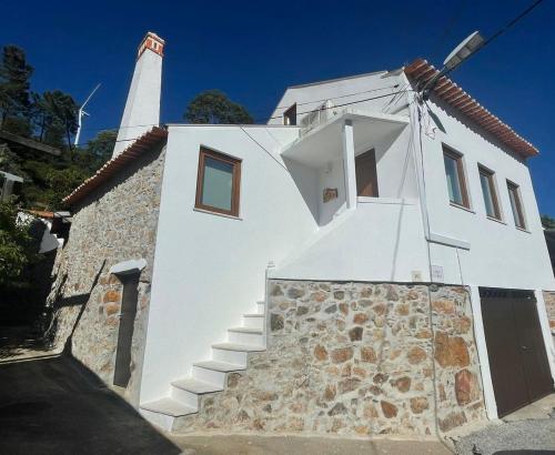 Casa Vila Rosa — 4-Star Luxury Hotel in Penacova, Portugal