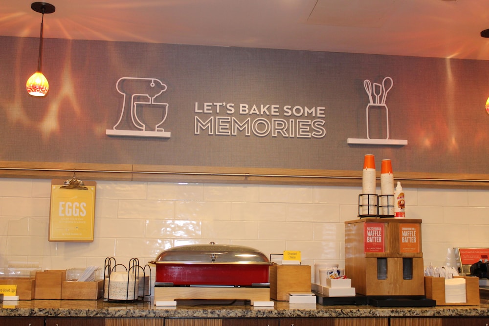 Hampton Inn Charlotte Gastonia - photo 45