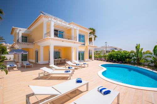 Tropical Beach Villa by Blue Diamond 21 — 4-Star Luxury Hotel in Lagos, Portugal