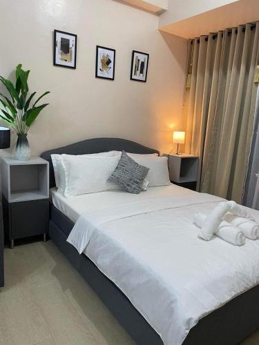 Studio Condo Building 81 Newport Boulevard — 4-Star Luxury Hotel in Manila, Philippines