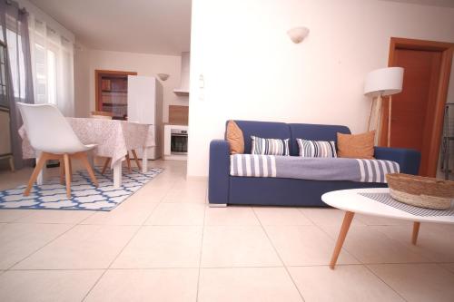 Grand F2 Bastia Port de Toga Terrasse Vue Mer — 4-Star Luxury Hotel in Bastia, France