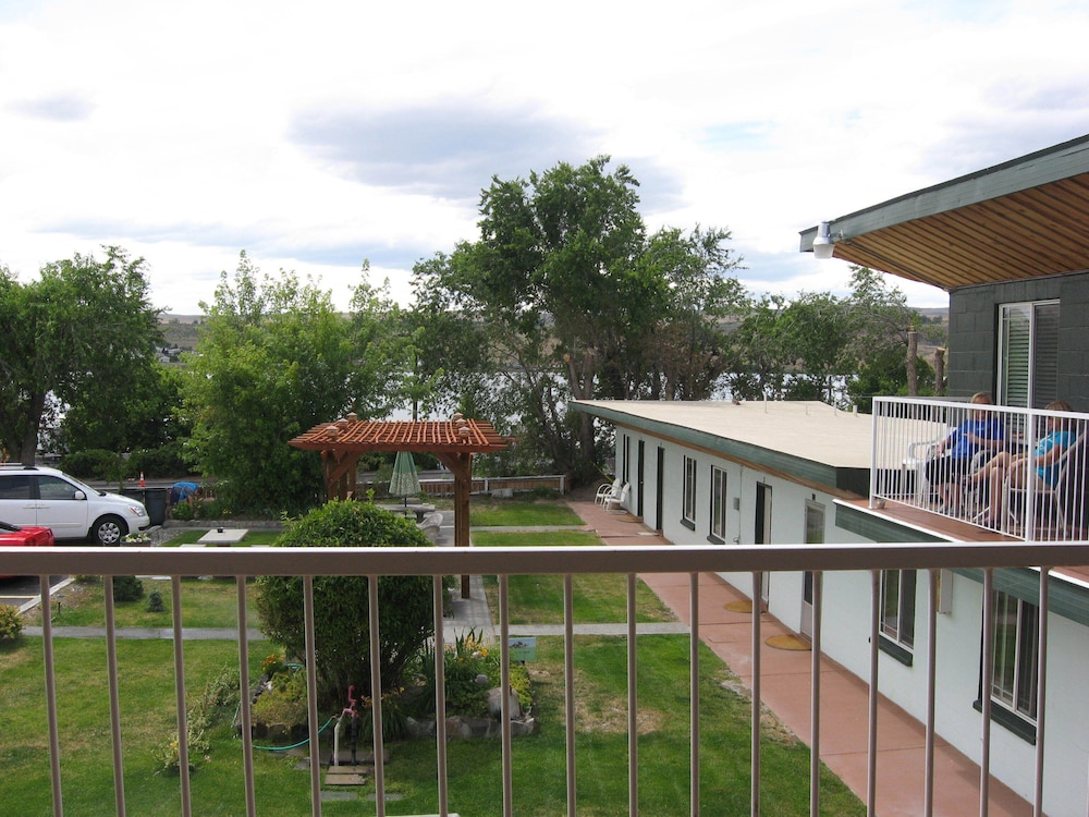 Masters Inn - photo 24