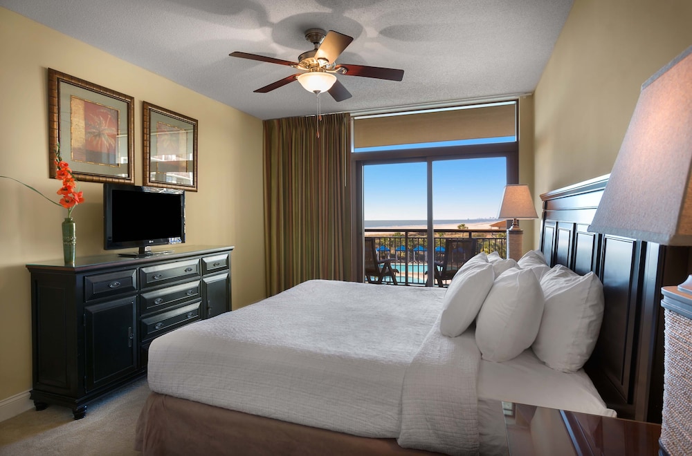 North Beach Resort & Villas - photo 4