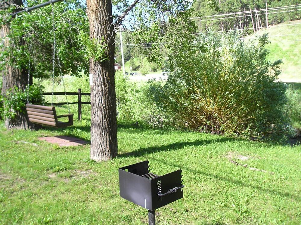 Black Hills Inn & Suites - photo 16