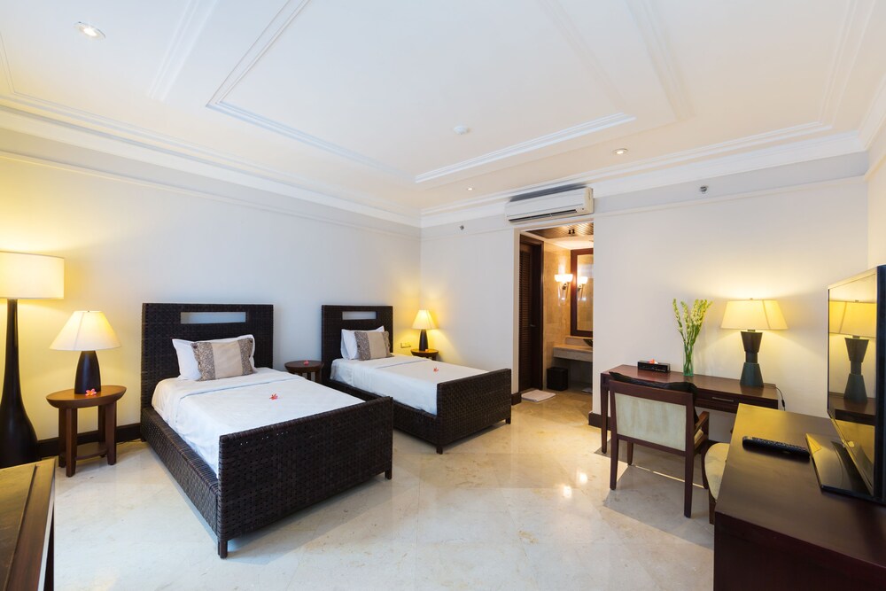 BE Villais Tanah Lot — 5-Star Luxury Hotel in Kediri, Indonesia