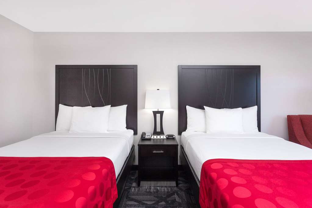 Ramada by Wyndham Tuscaloosa - photo 15