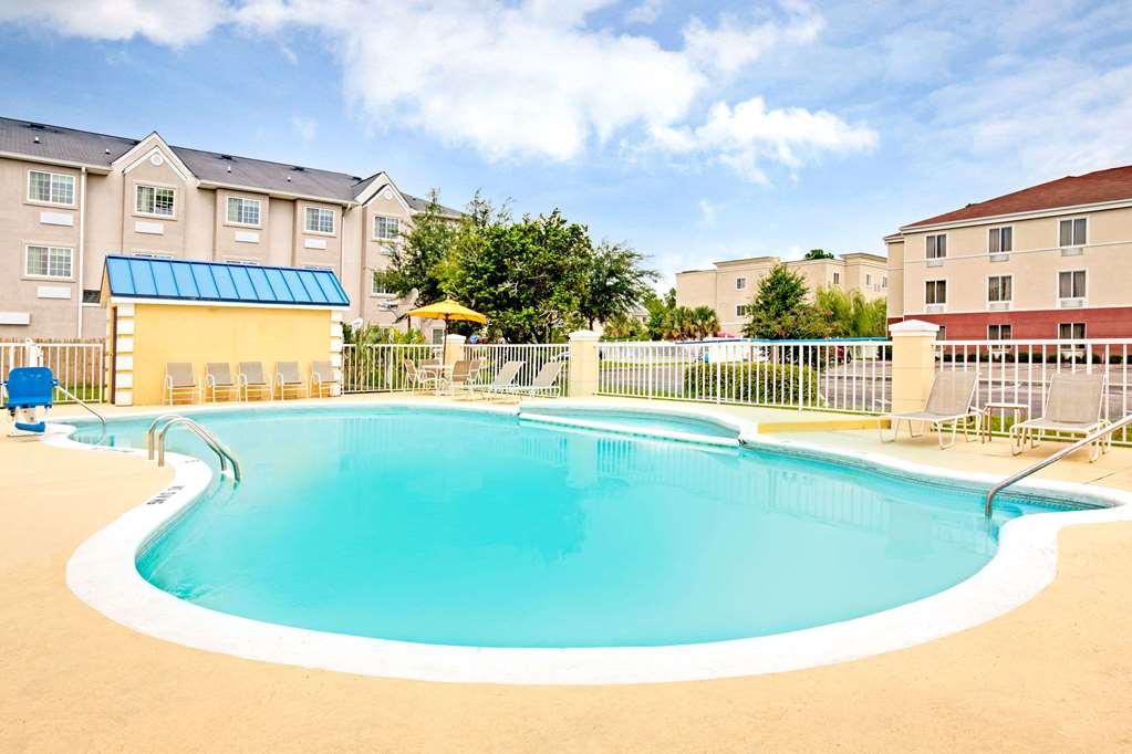 Days Inn by Wyndham Kingsland GA - photo 8