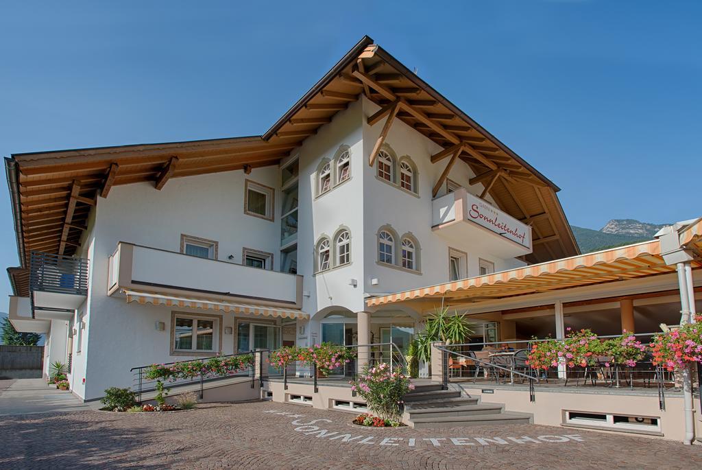 Garni Hotel Sonnleitenhof — hotel in Ruffre