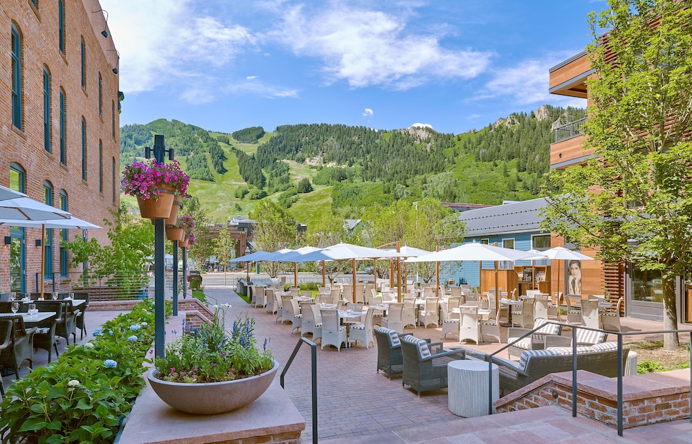 Hotel Jerome Auberge Collection - photo 68