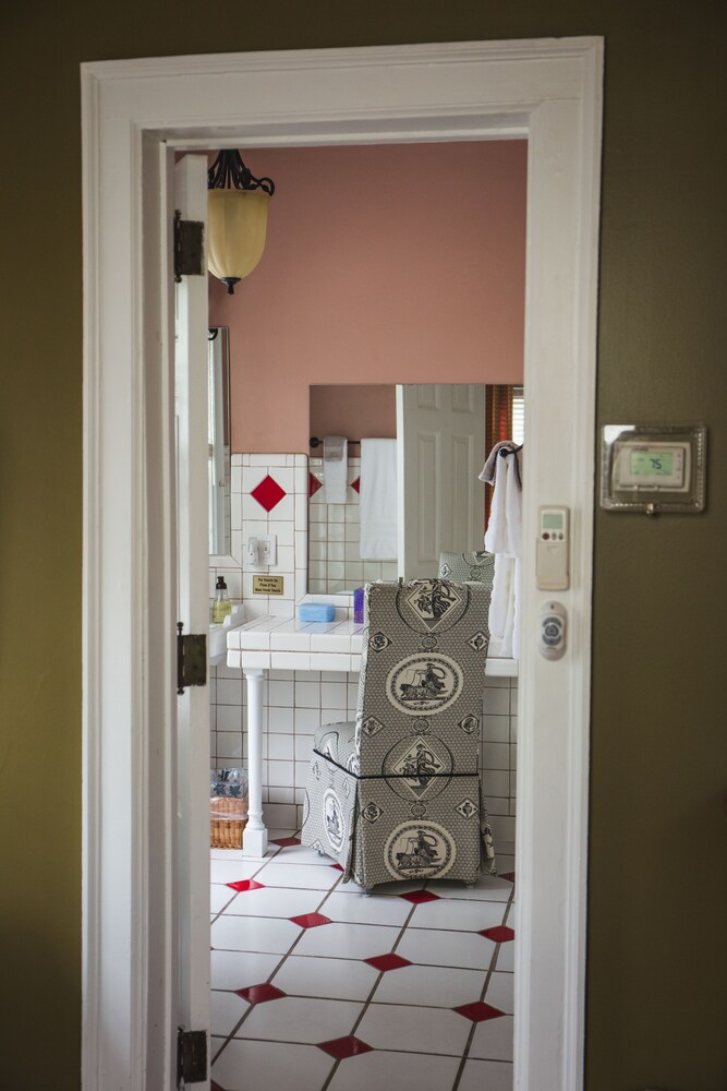 The Applewood Manor - photo 70