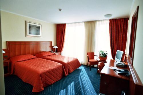 Hotel Savus — Slavonski Brod — photo 4
