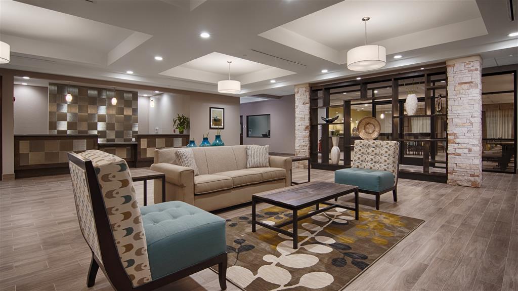 Best Western Plus College Station Inn & Suites - carbon neutral hotel in College Station