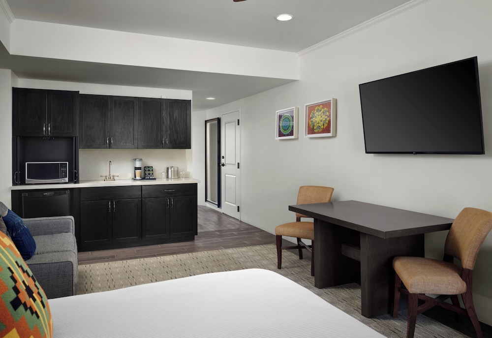 The Wilde Resort and Spa - photo 19