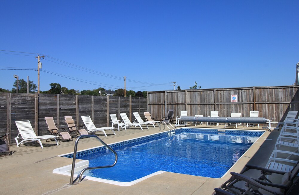 Seagrass Inn - photo 25