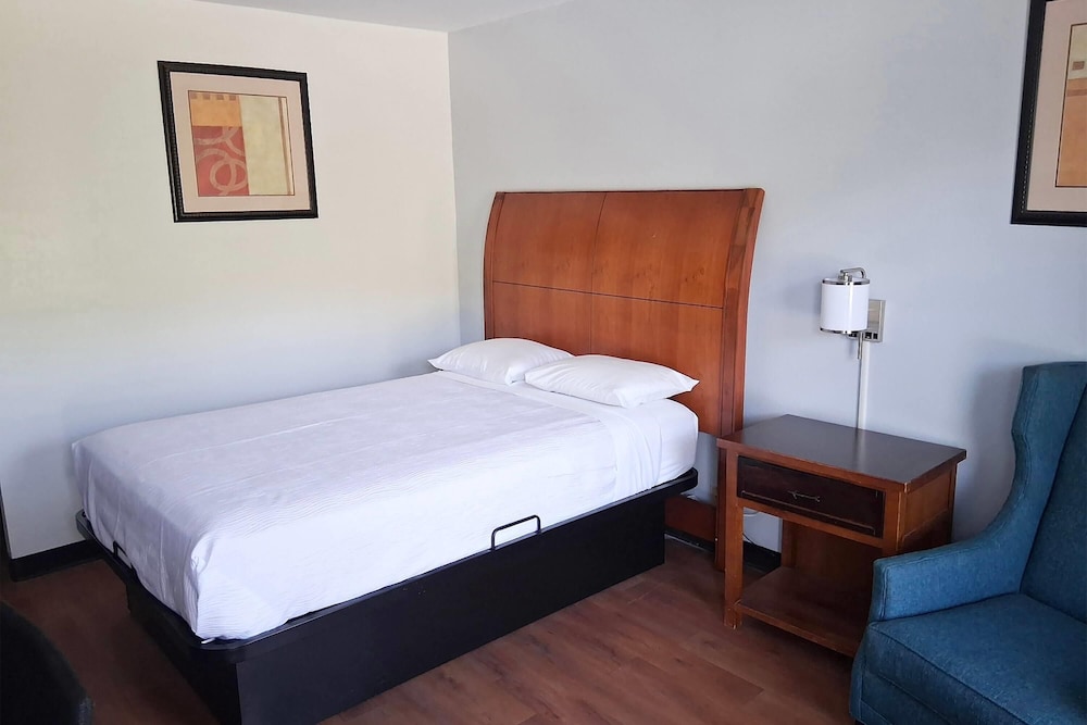 Motel 6 Metter GA - photo 6