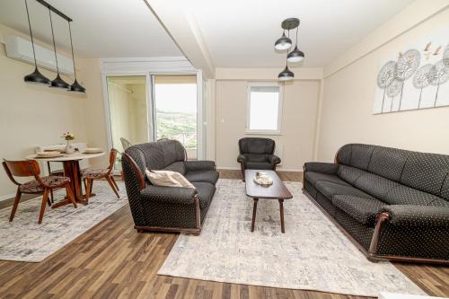 Skopje City View Apartment — 4-Star Luxury Hotel in Skopje, Republic of Macedonia