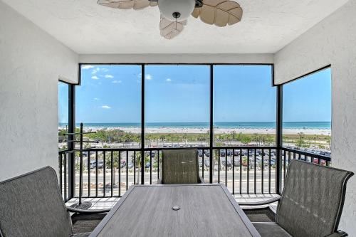 Crescent Royale Condominiums 505 — 4-Star Luxury Hotel in Siesta Key, United States