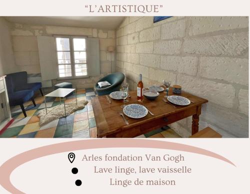 L’artistique Centre Arles Fondation Van Gogh in Arles, France