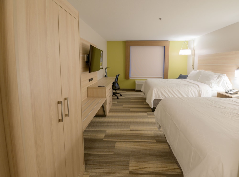 Holiday Inn Express & Suites Dayton East Beavercreek by IHG - photo 7