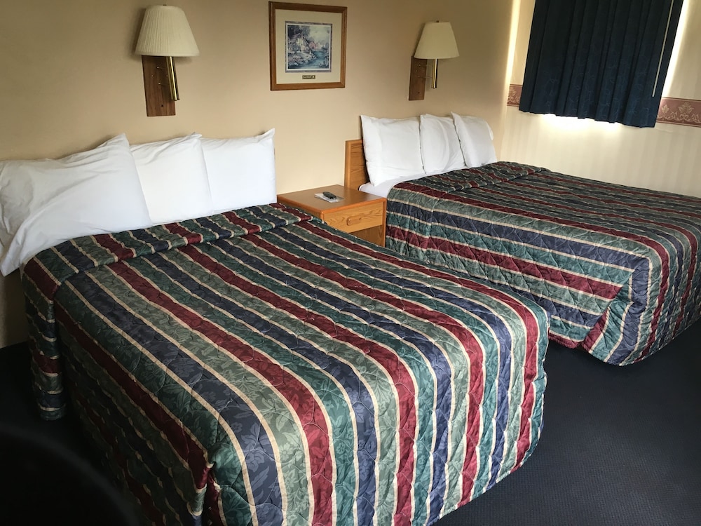 The Monticello Inn - photo 6