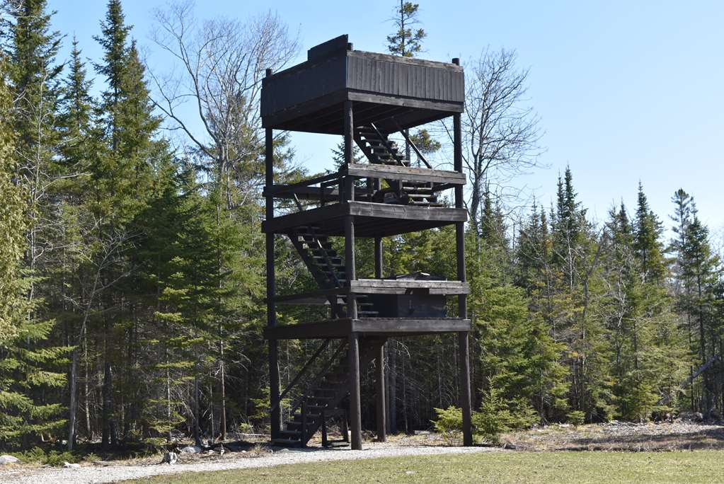 Drummond Island Resort - photo 7