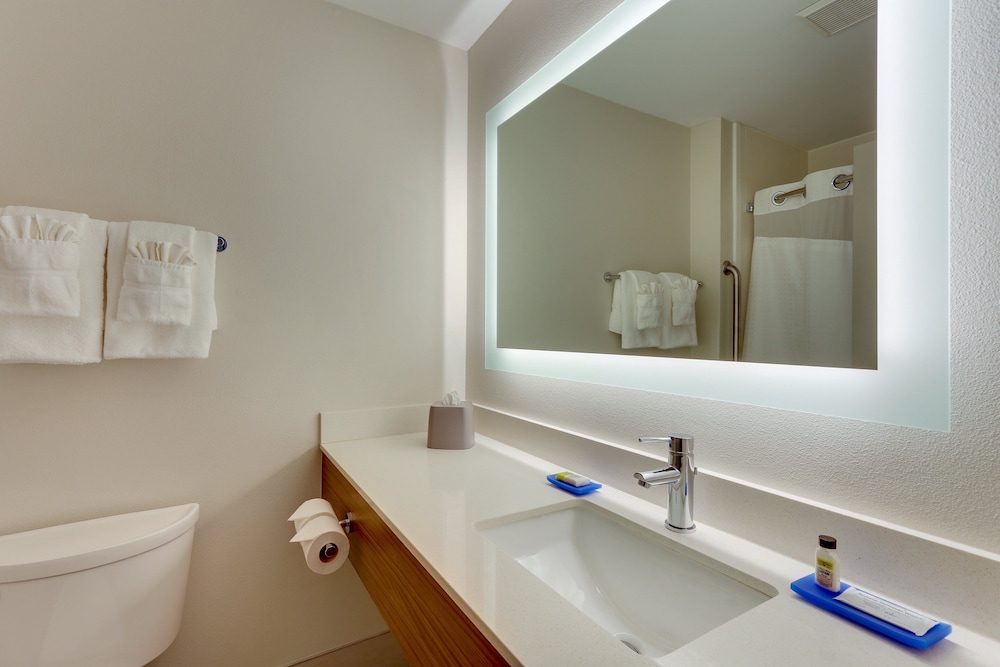 Holiday Inn Express Cincinnati North Monroe by IHG - photo 21