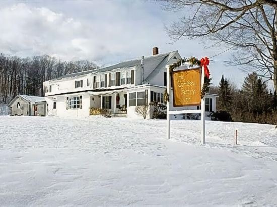 The Combes Family Inn in Ludlow, United States
