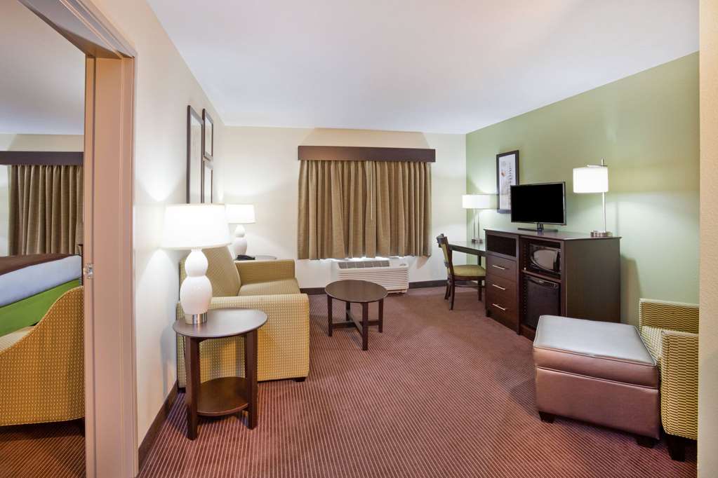 AmericInn by Wyndham Hartford SD - photo 17