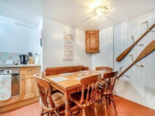 Caedmon Cottage Uk43430