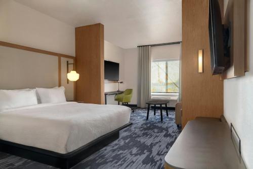 Fairfield by Marriott Inn & Suites Kansas City at The Legends - photo 15