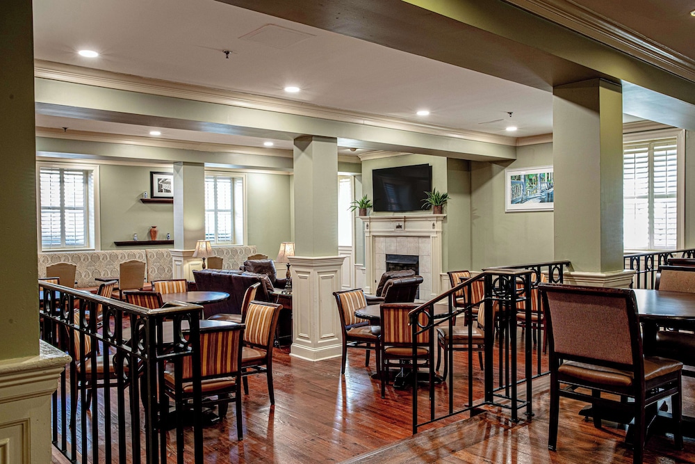 Hampton Inn Charleston Historic District - photo 2