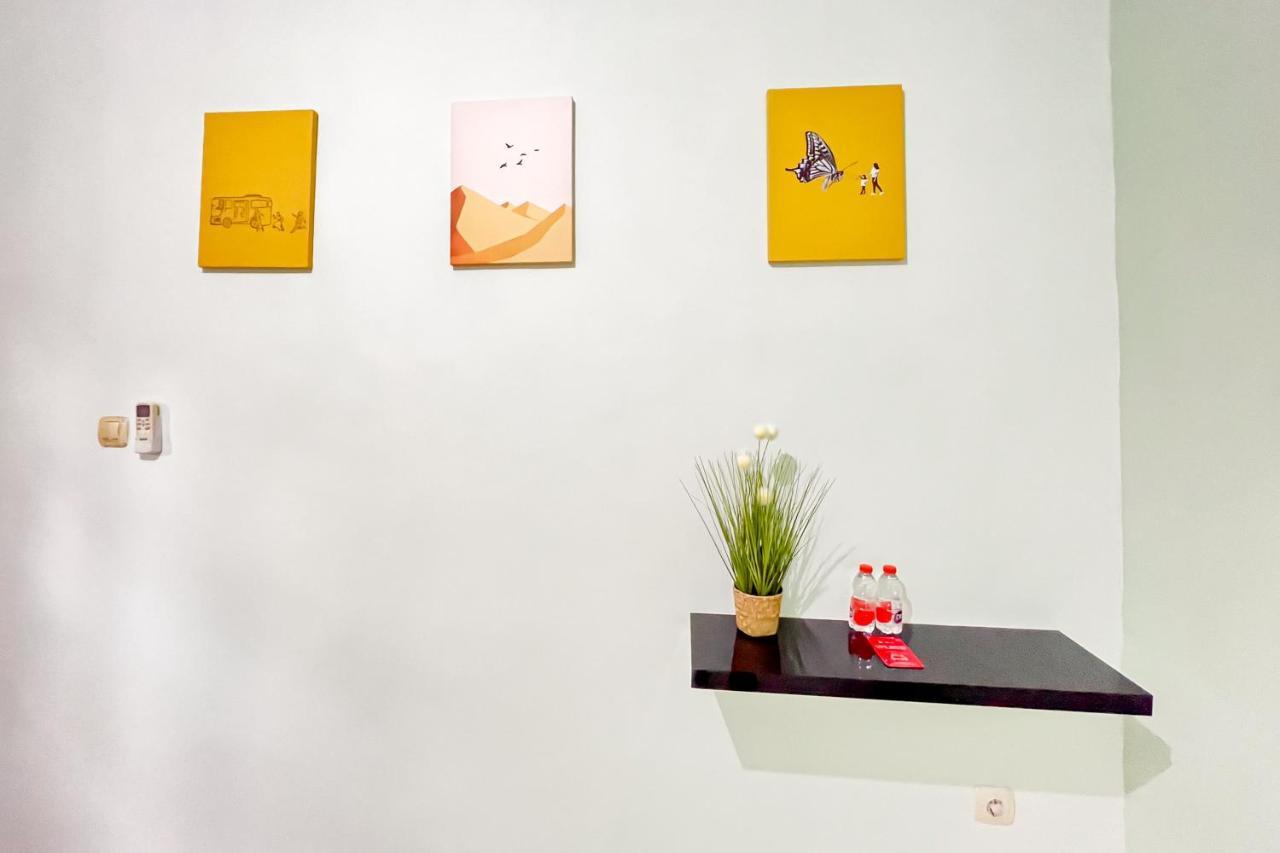 Reddoorz Syariah Near Rs Bhayangkara Nganjuk — Nganjuk