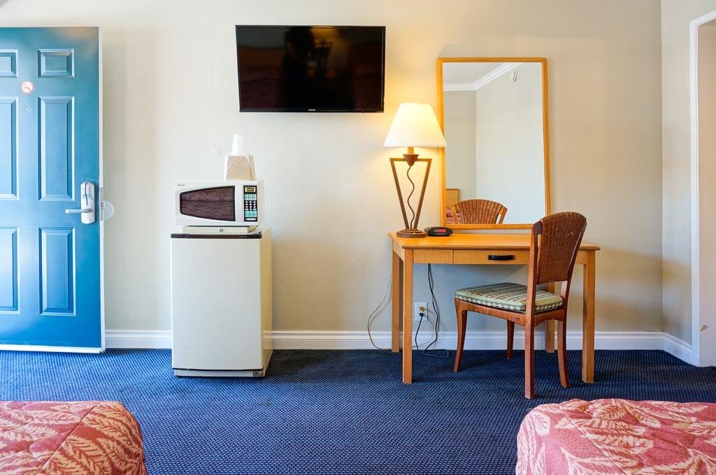 Harbor Motel - photo 19