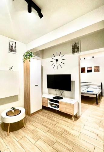 Smocza Jama Wawel Apartment — 4-Star Luxury Hotel in Krakow, Poland