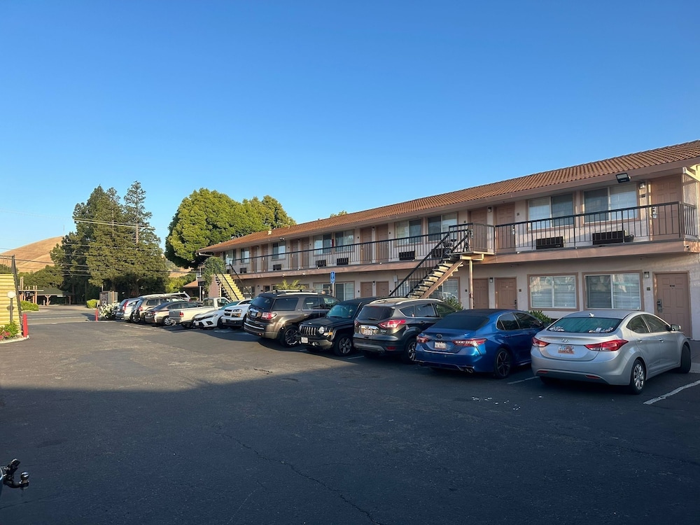 Morganhill Inn Motel - photo 18