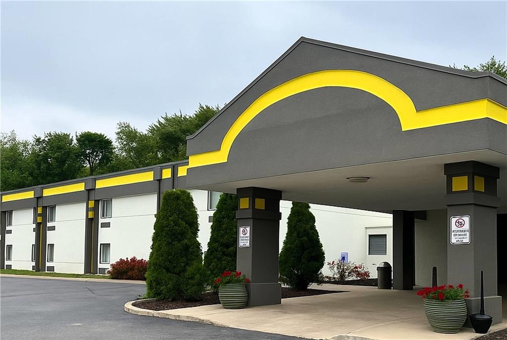 Super 8 by Wyndham Logansport - photo 2