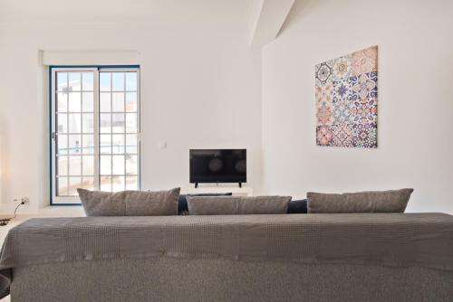 BmyGuest Ericeira Terrace Apartment — 4-Star Luxury Hotel in Ericeira, Portugal