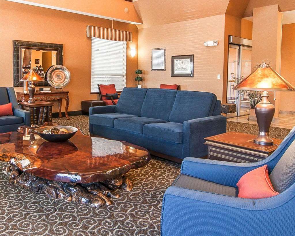 Comfort Suites Redmond Airport - photo 5